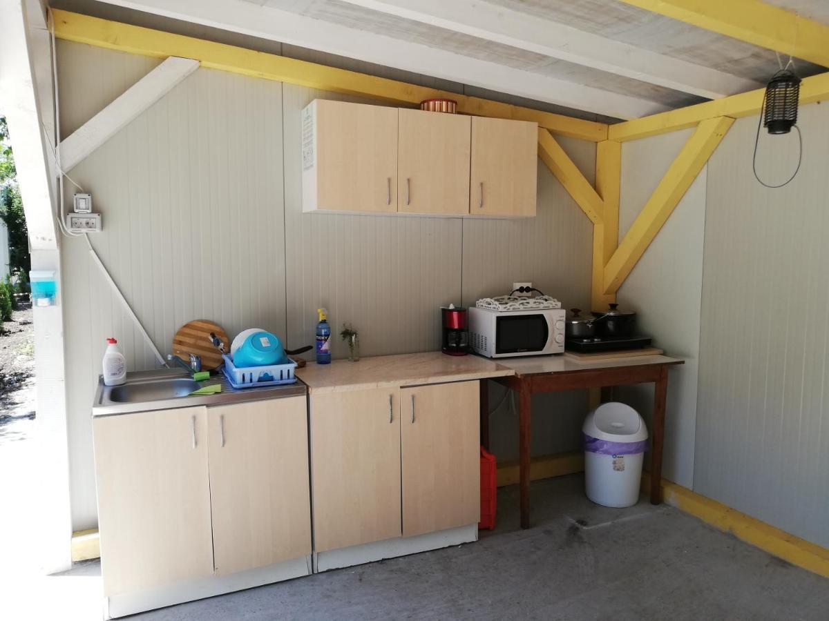 艾福雷诺德 Bucuria Camping酒店 外观 照片